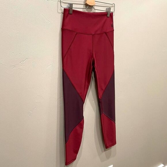 Good American Red Leggings - Size: 2 - Picture 8 of 8